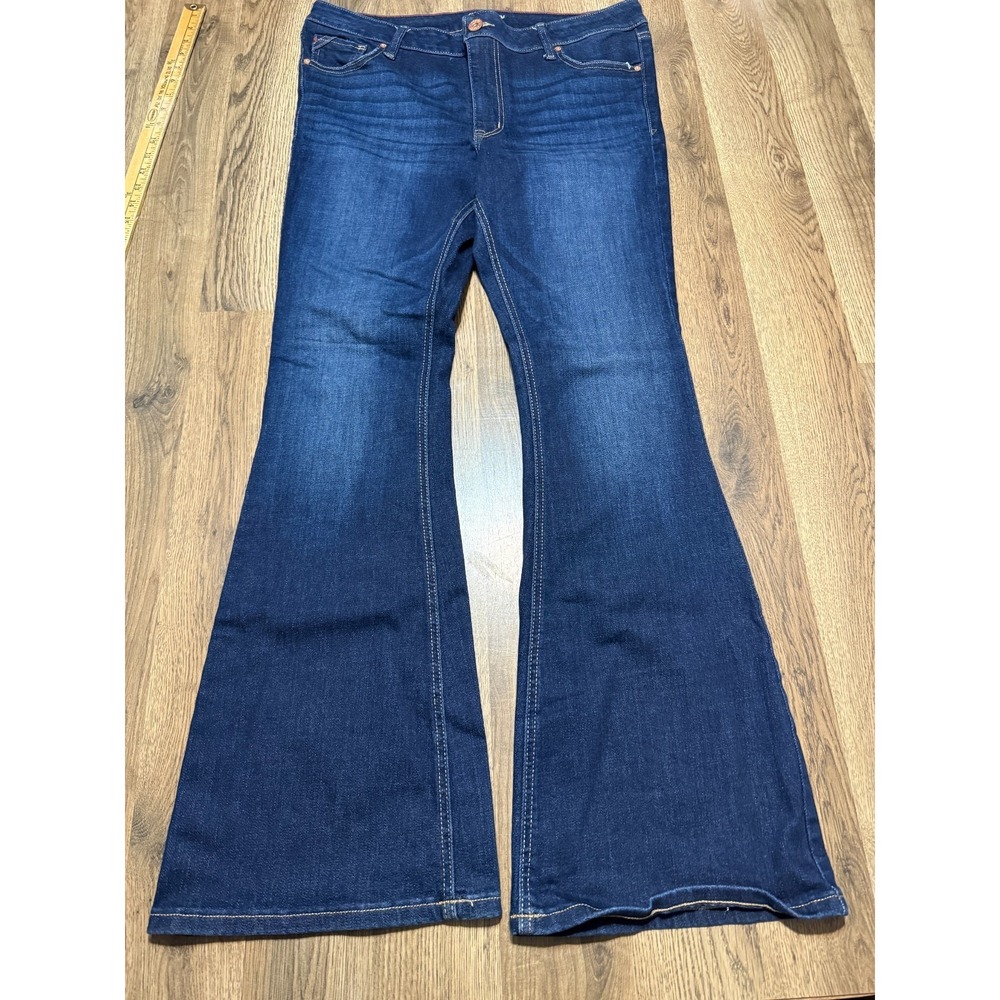 Edgely Jeans, Women's Size 12, Blue, Denim, Mid Rise, Mid Fit Flare Jeans
